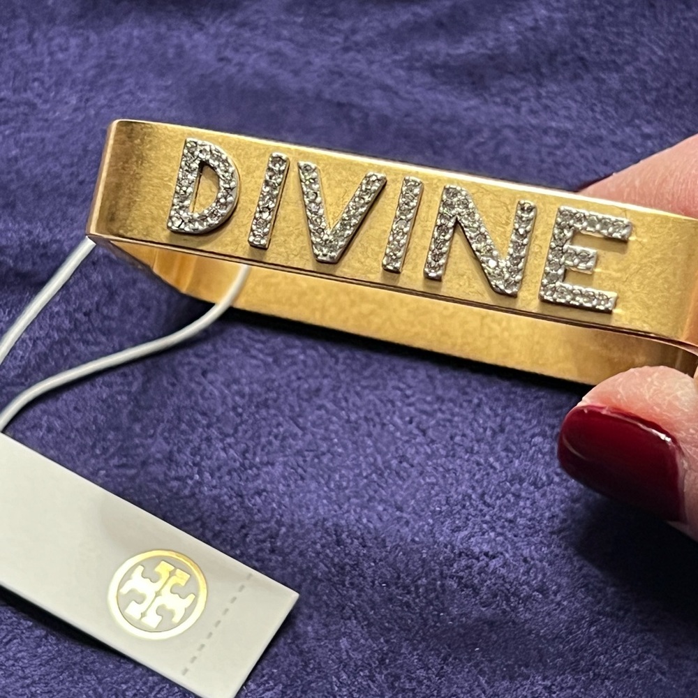 NWT Tory Burch Message Bracelet DIVINE